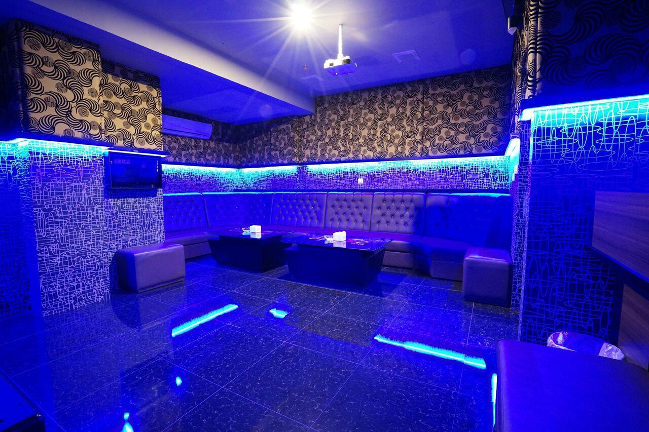 The L Hotel Entertainment Batam Buitenkant foto